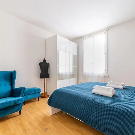 Appartement Officina7 Large Parme