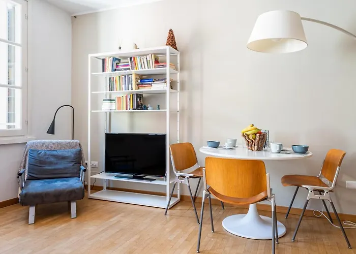 Officina7 Large * Parma