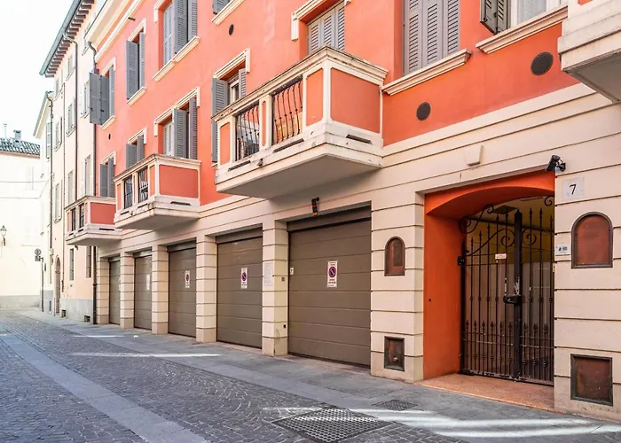 Apartament Officina7 Large Parma