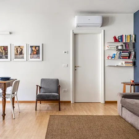 Officina7 Large Apartment