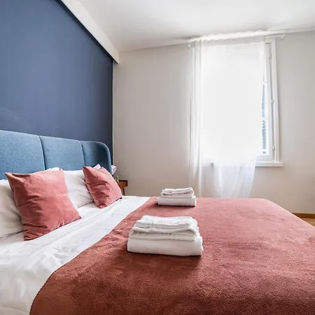 Officina7 Large Apartment