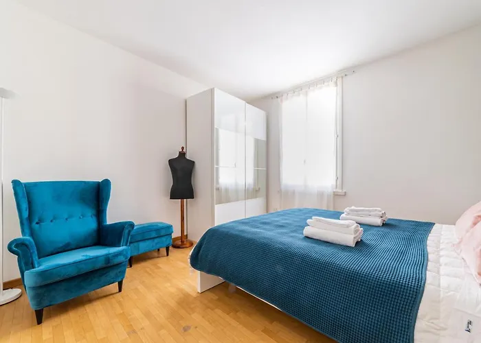 Apartment Officina7 Large Parma